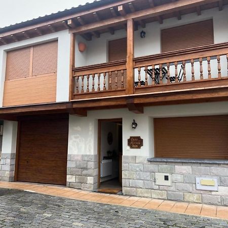 Casa Moises En Bimenes Villa Exteriör bild