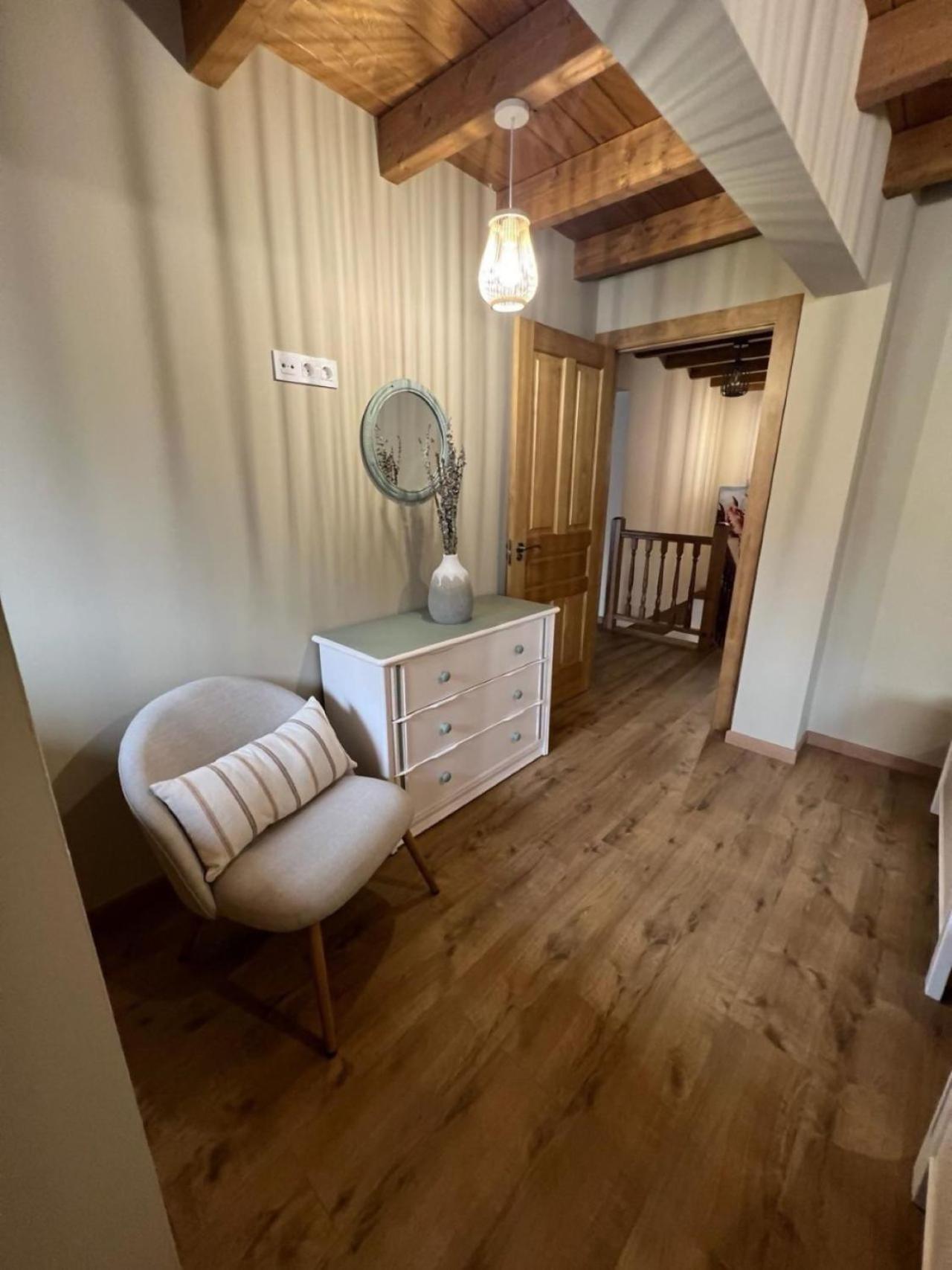 Casa Moises En Bimenes Villa Exteriör bild